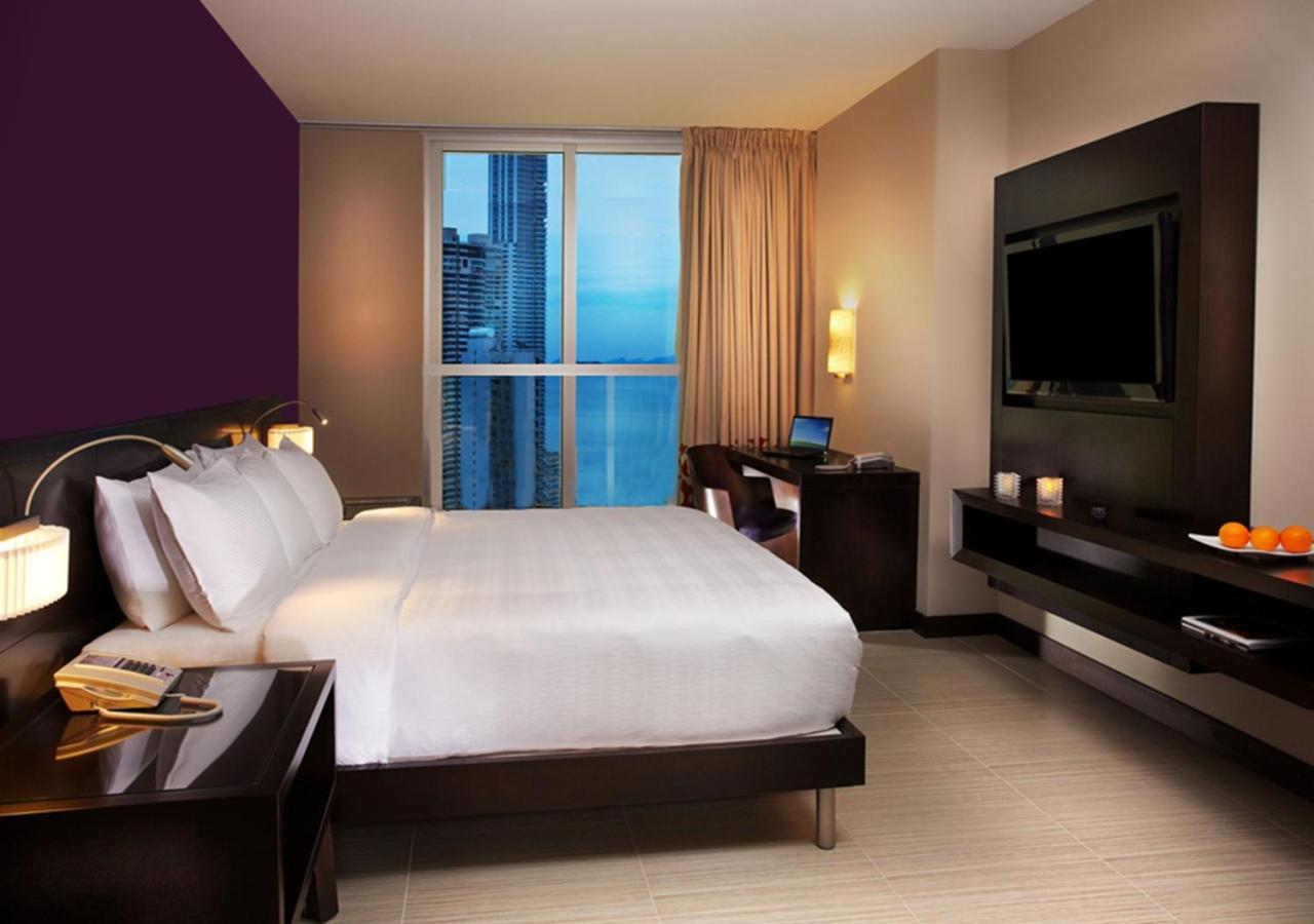 Hotel Megapolis